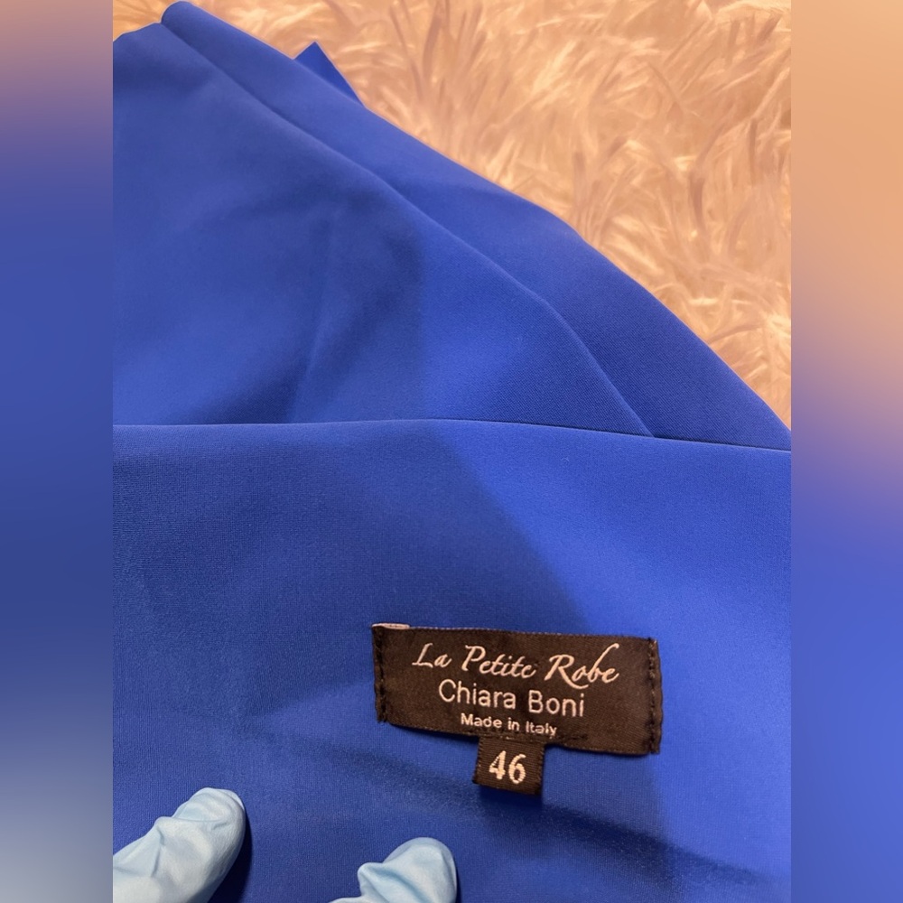 Chiara Boni La Petite Robe Melania Short Off-The-Shoulder Dress - Picture 7 of 14